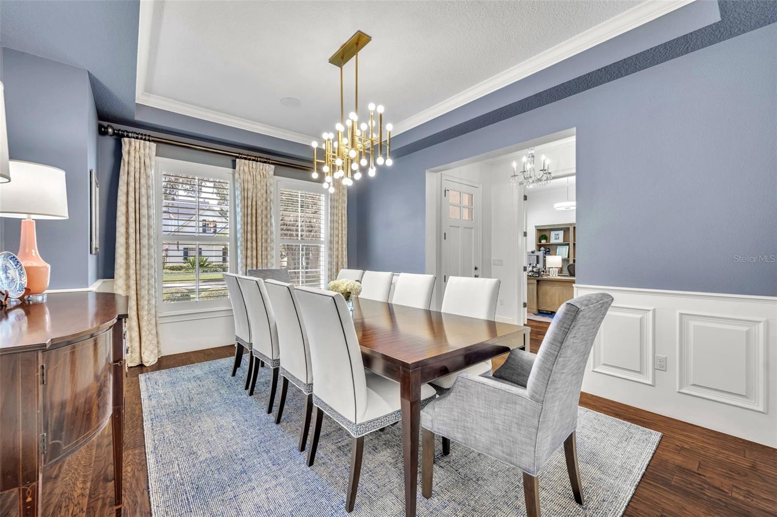 2030 VERSAILLES AVENUE