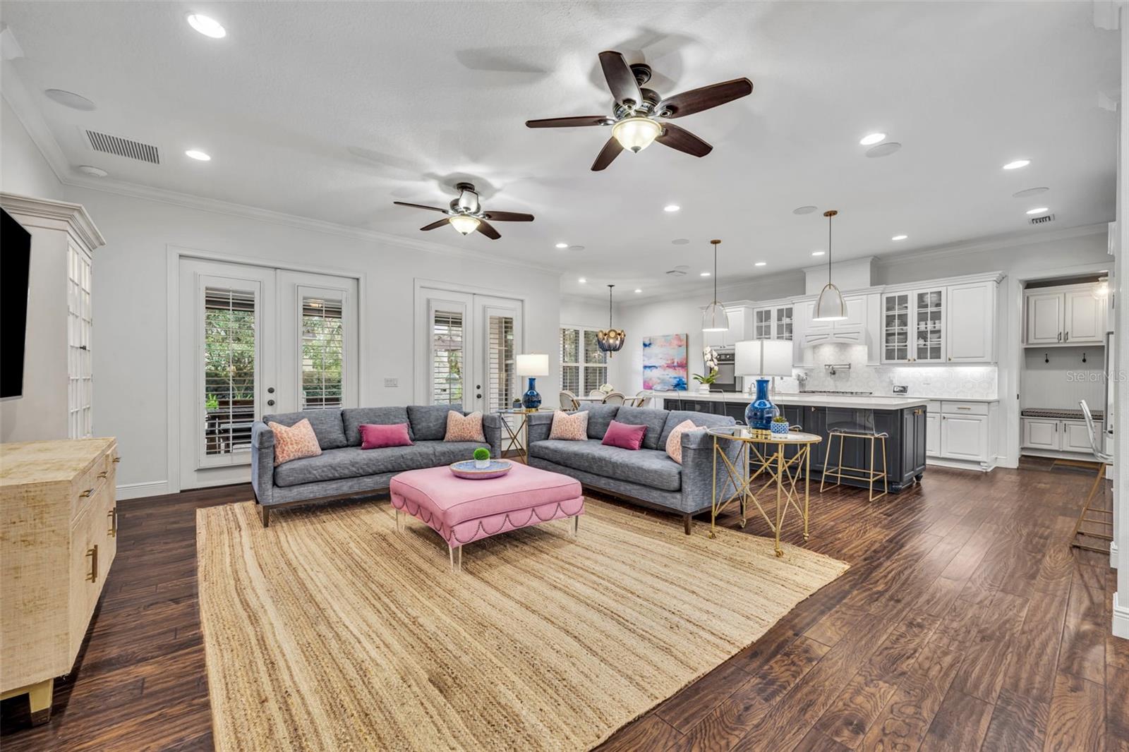 FONTAINEBLEAU - Residential