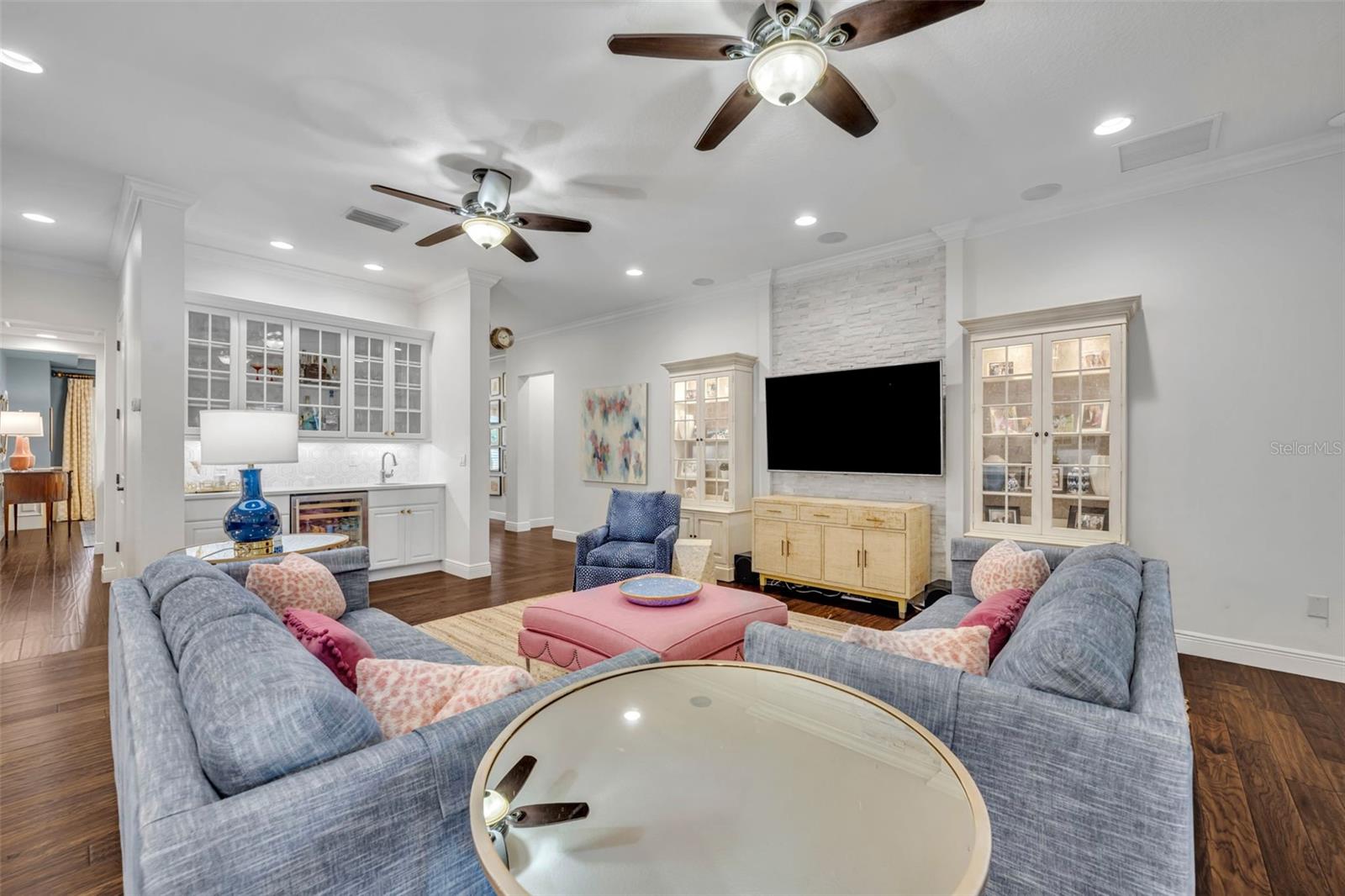 FONTAINEBLEAU - Residential