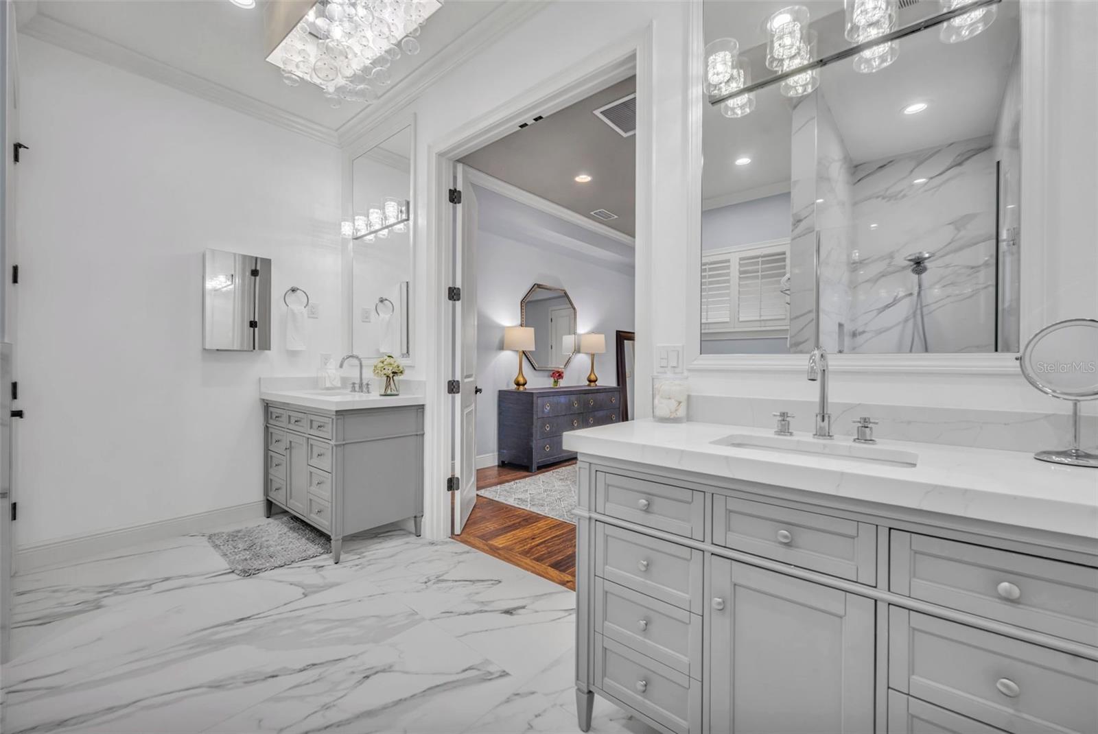 FONTAINEBLEAU - Residential