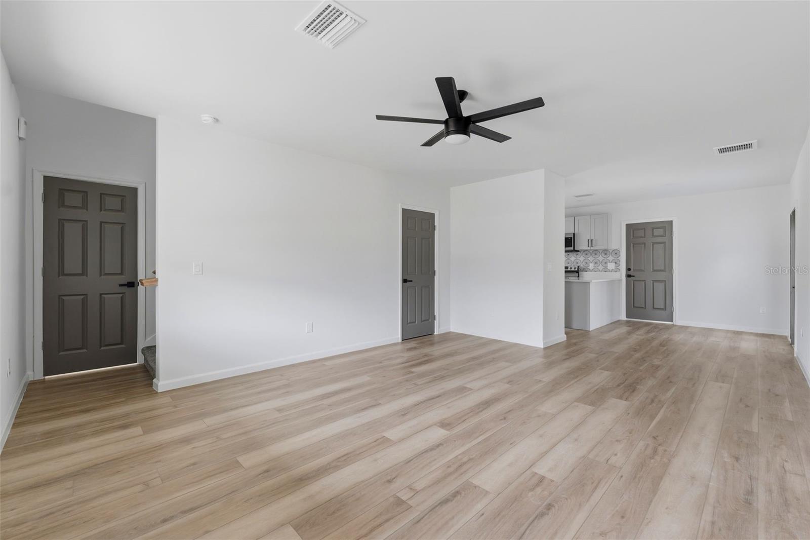 BARNARDS SUB D E - Residential