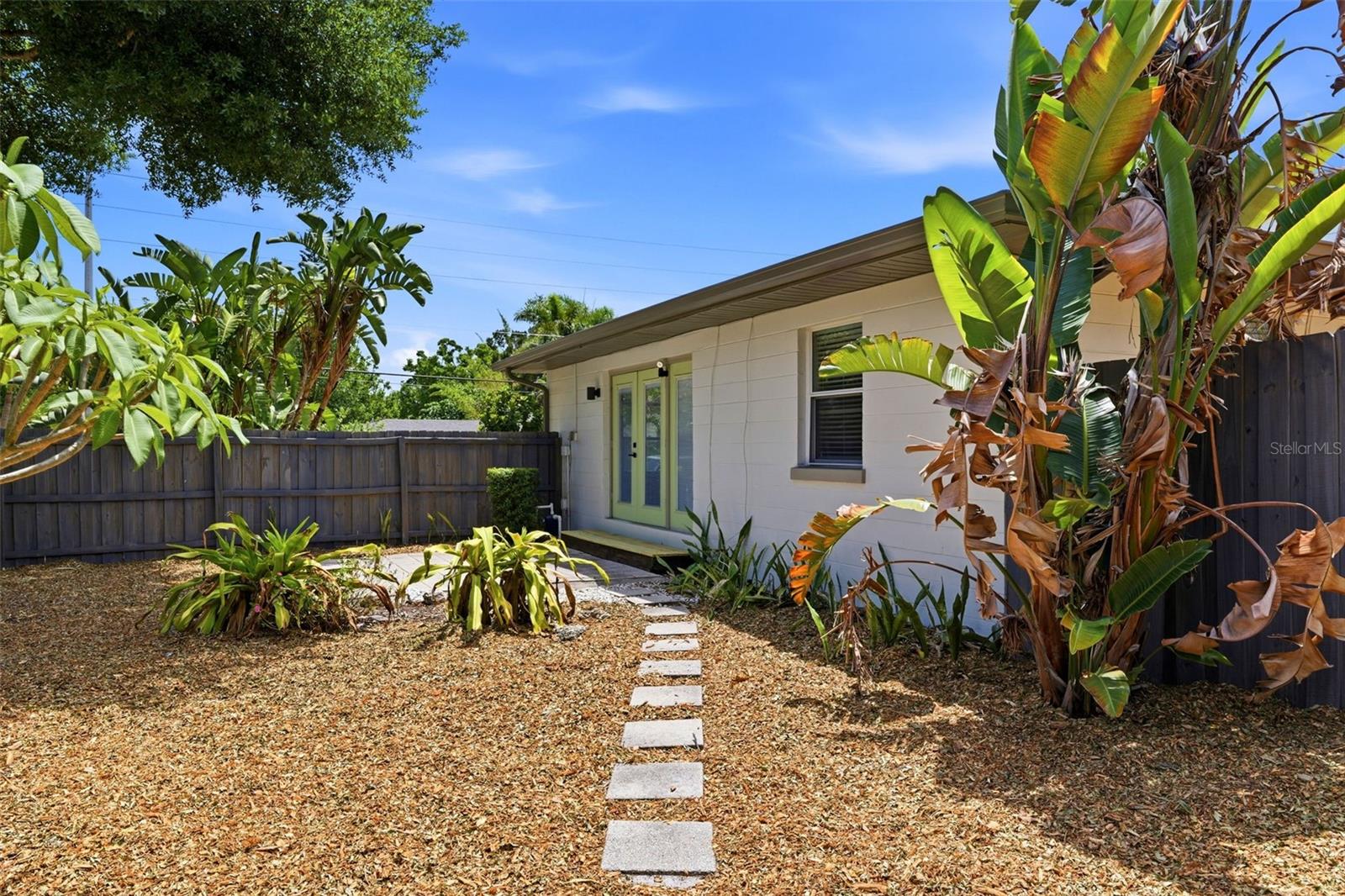 BARNARDS SUB D E - Residential