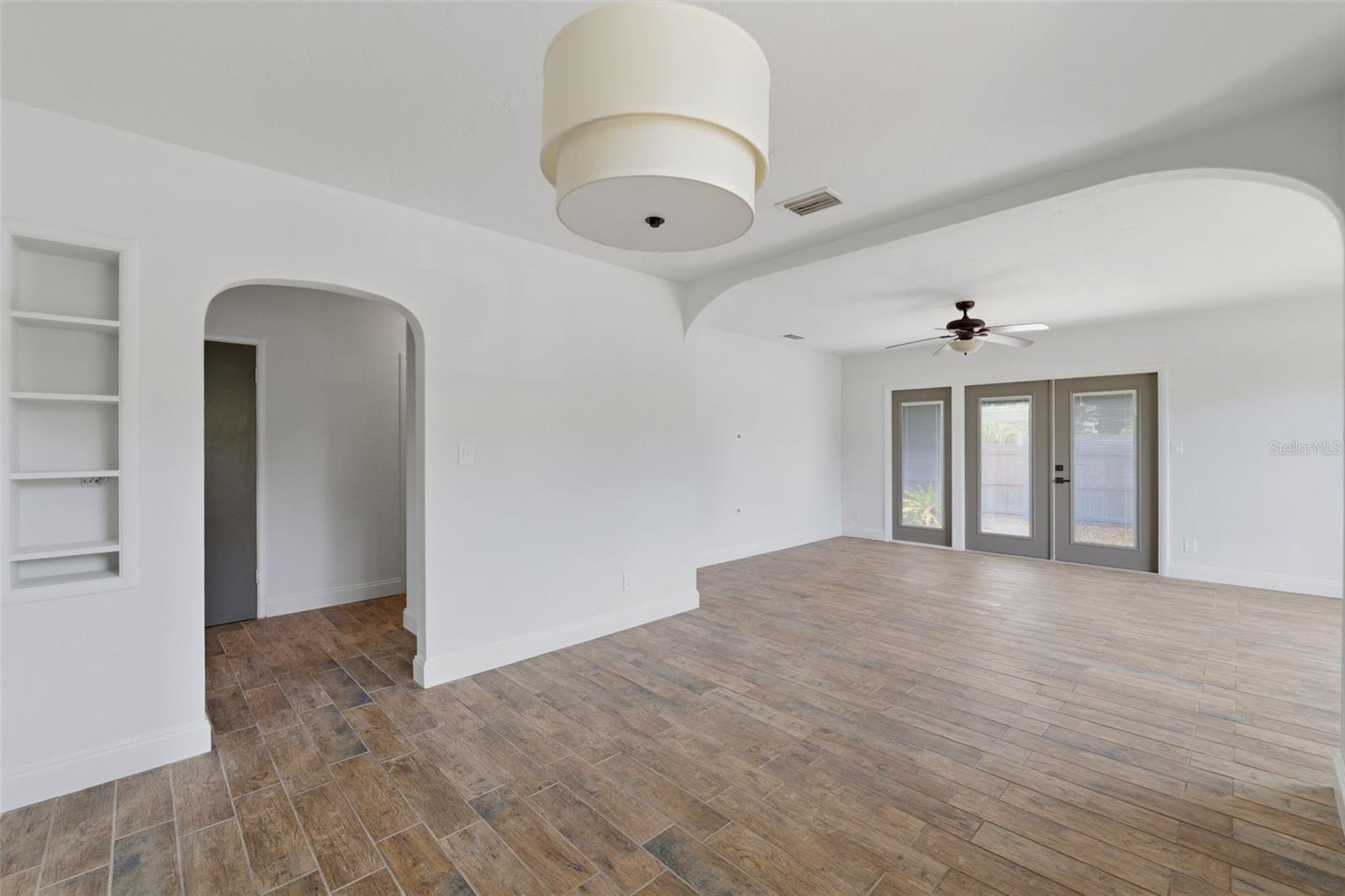 BARNARDS SUB D E - Residential