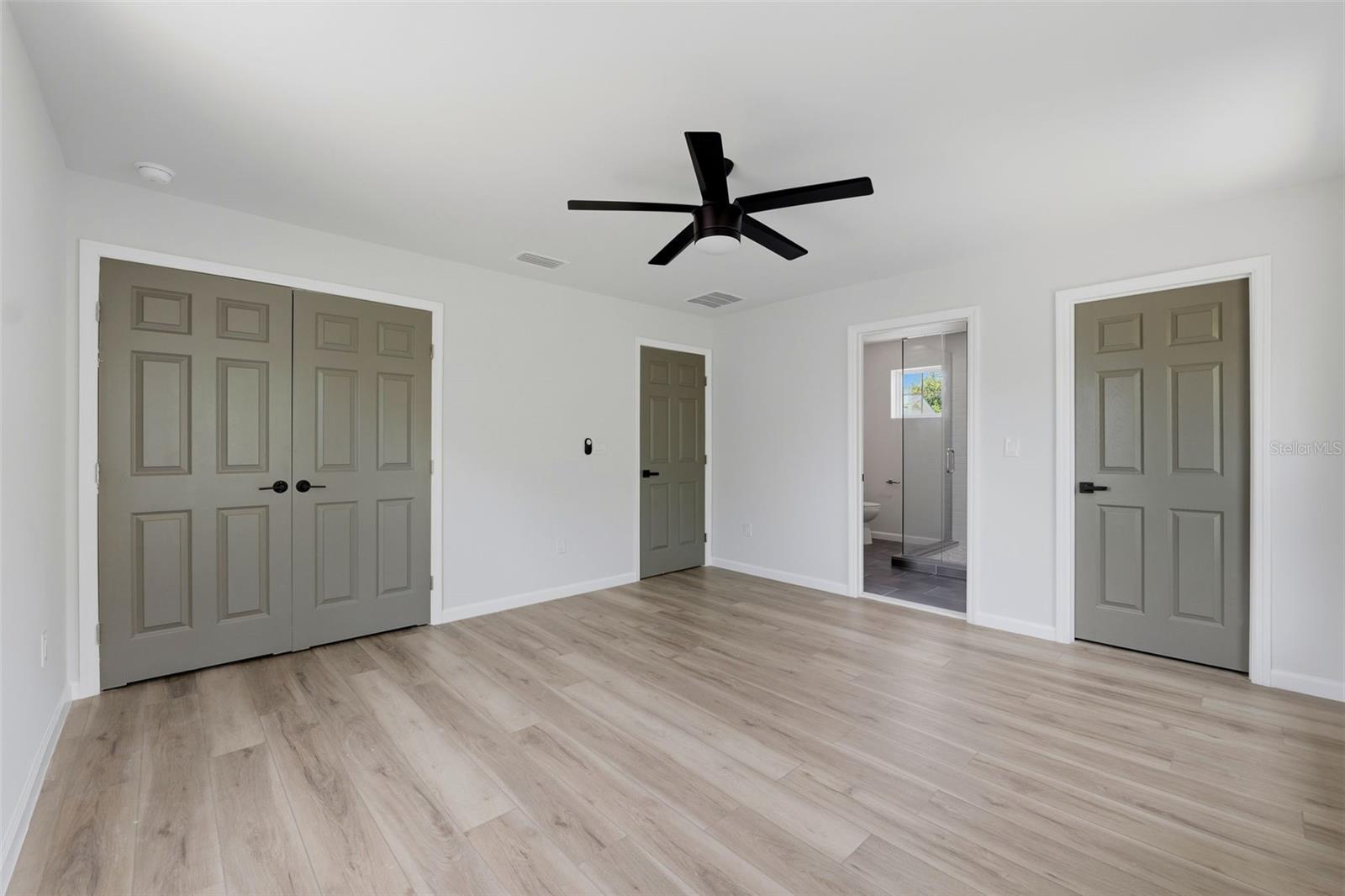 BARNARDS SUB D E - Residential