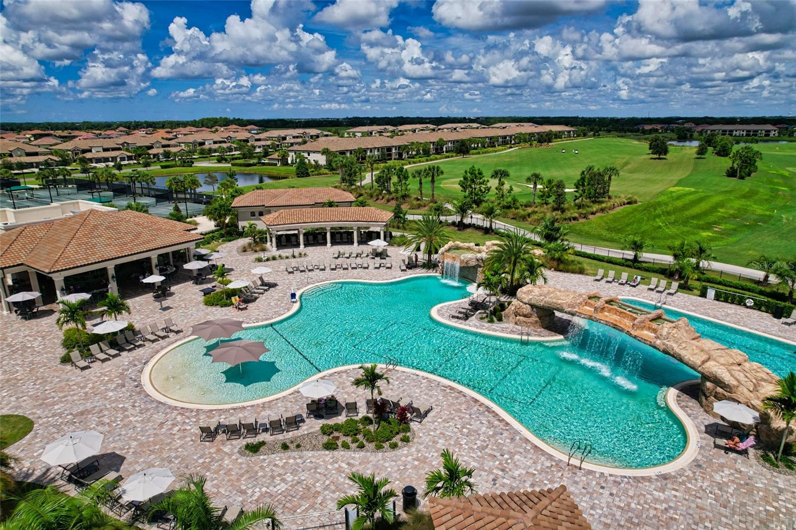 TERRACE IV AT LAKEWOOD NATIONAL PH II - Residential Lease