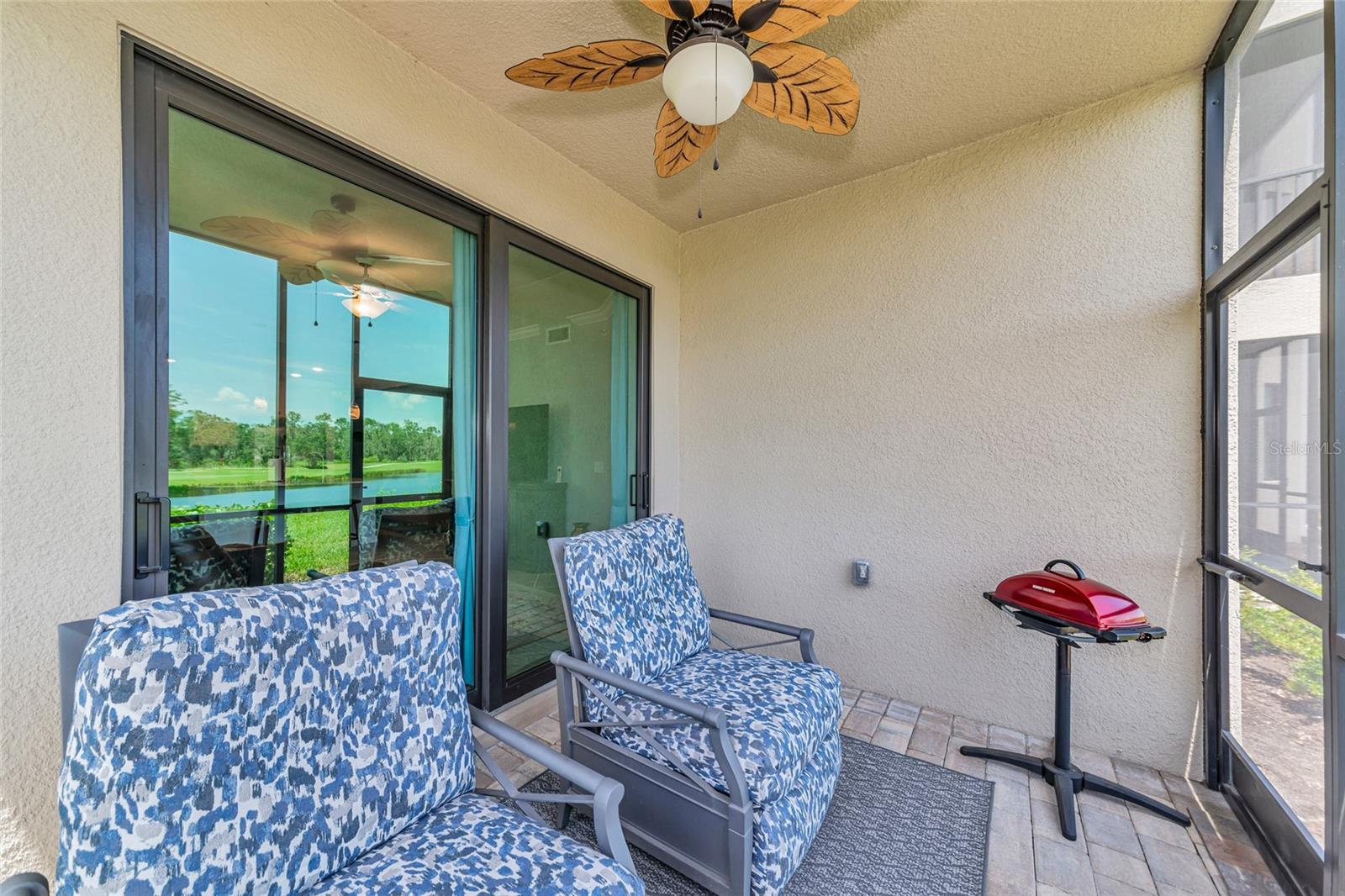 TERRACE IV AT LAKEWOOD NATIONAL PH II - Residential Lease