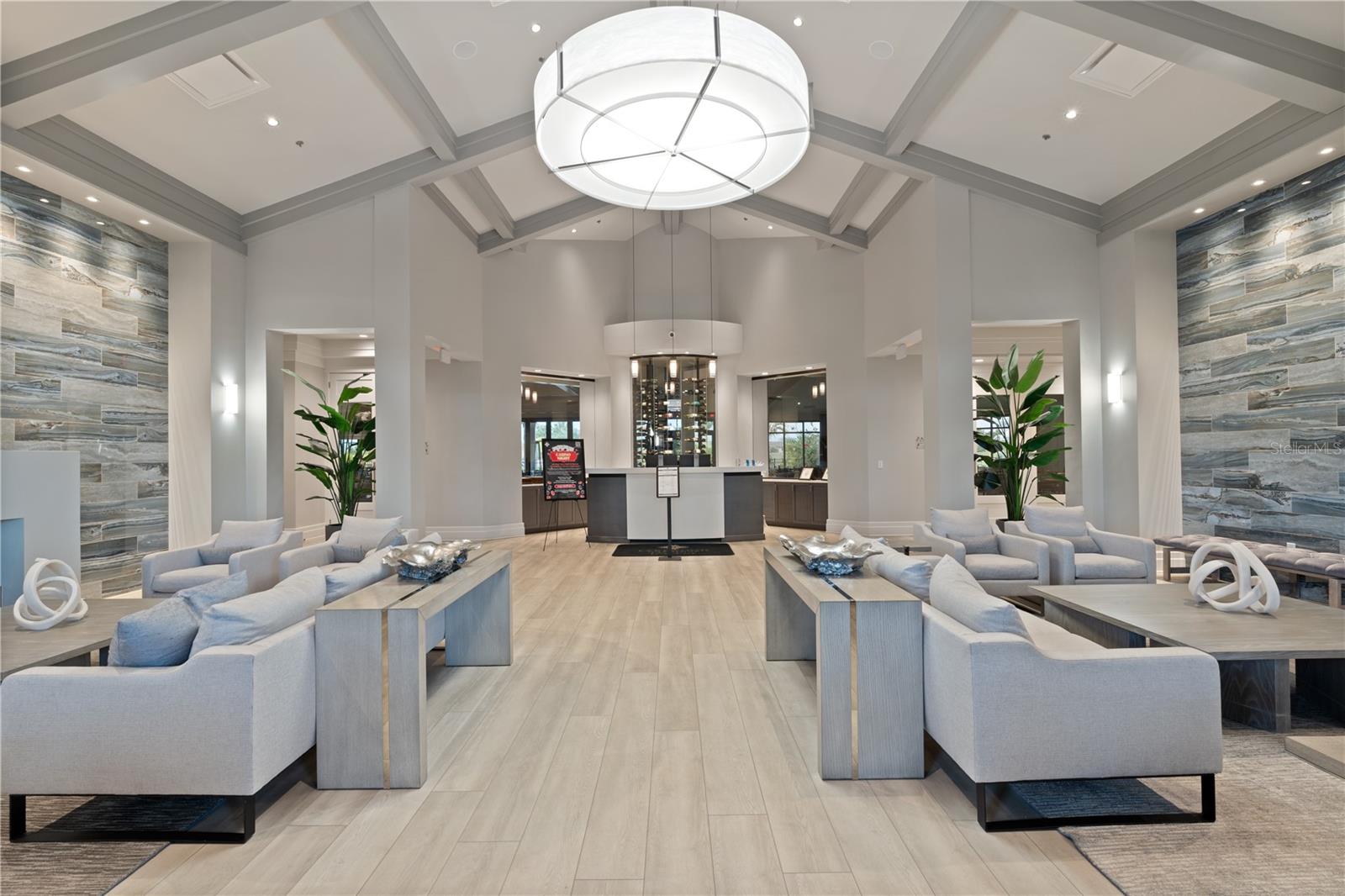 TERRACE IV AT LAKEWOOD NATIONAL PH II - Residential Lease