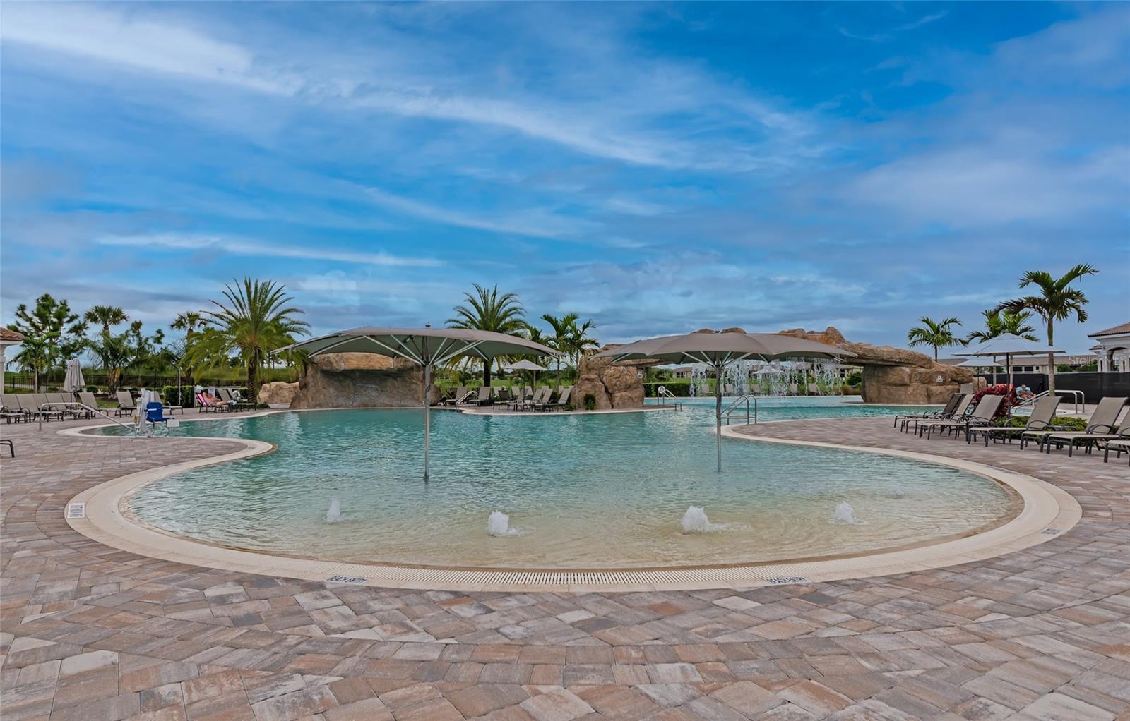 TERRACE IV AT LAKEWOOD NATIONAL PH II - Residential Lease