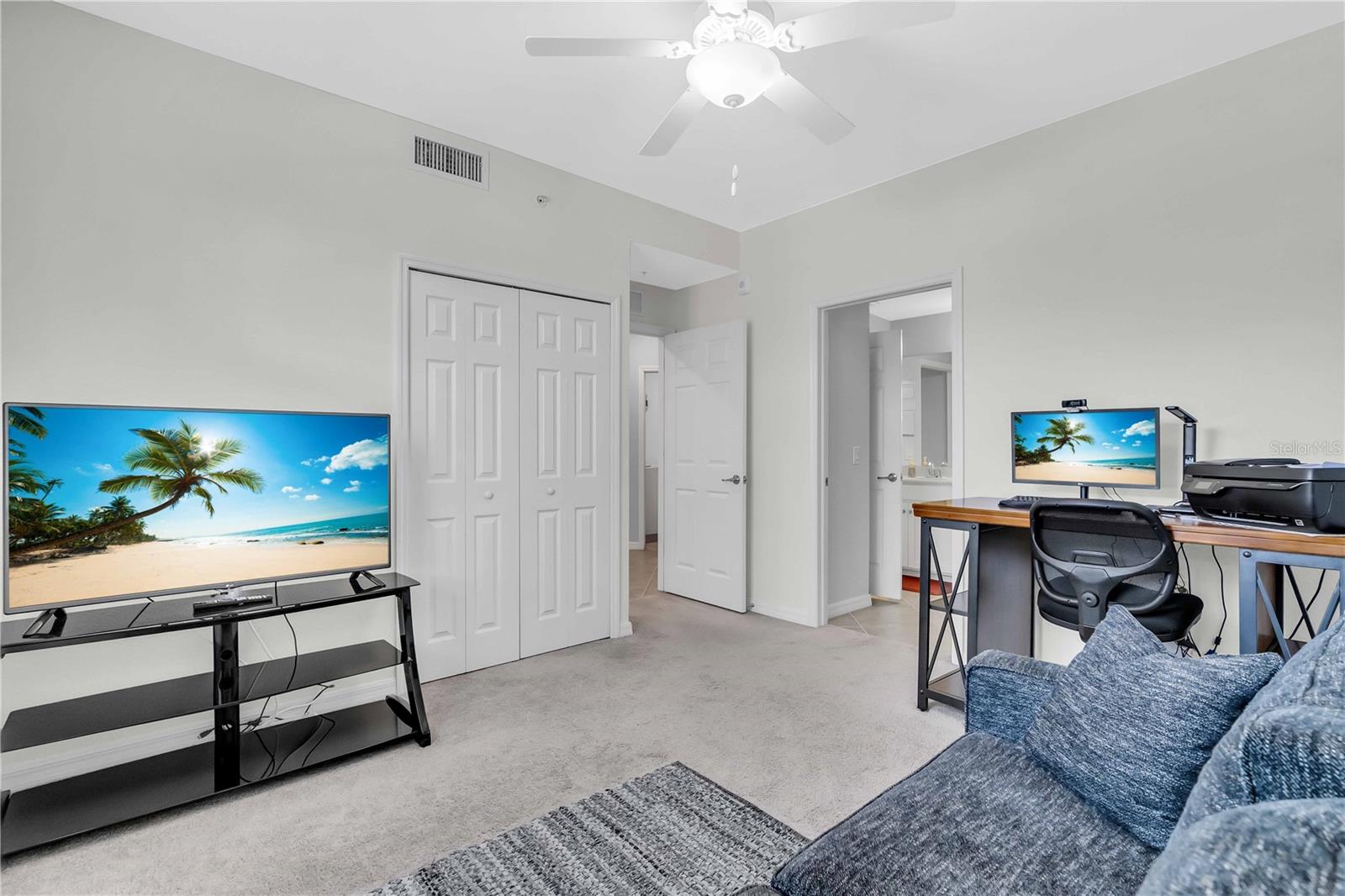 TERRACE IV AT LAKEWOOD NATIONAL PH II - Residential Lease