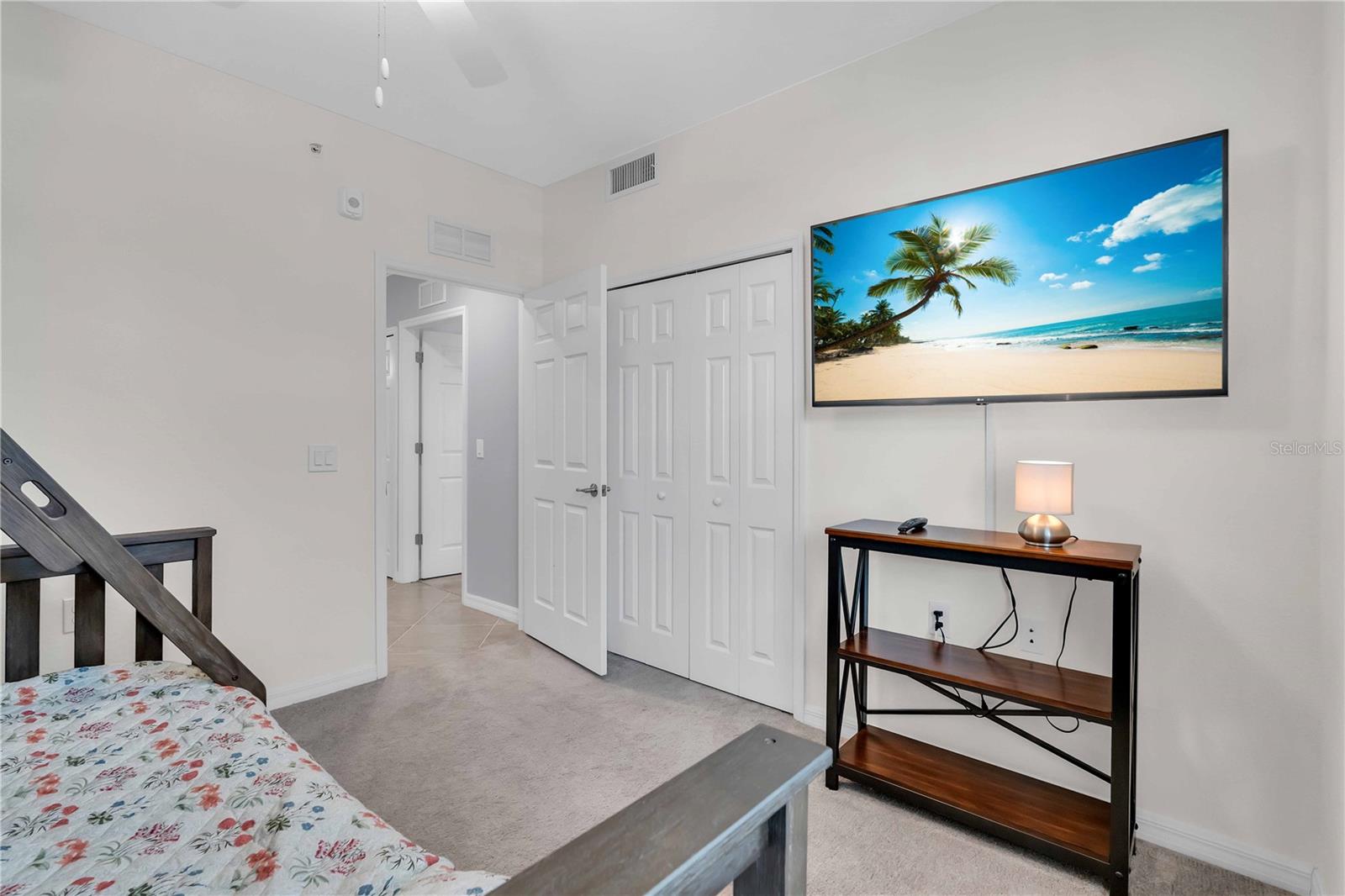 TERRACE IV AT LAKEWOOD NATIONAL PH II - Residential Lease