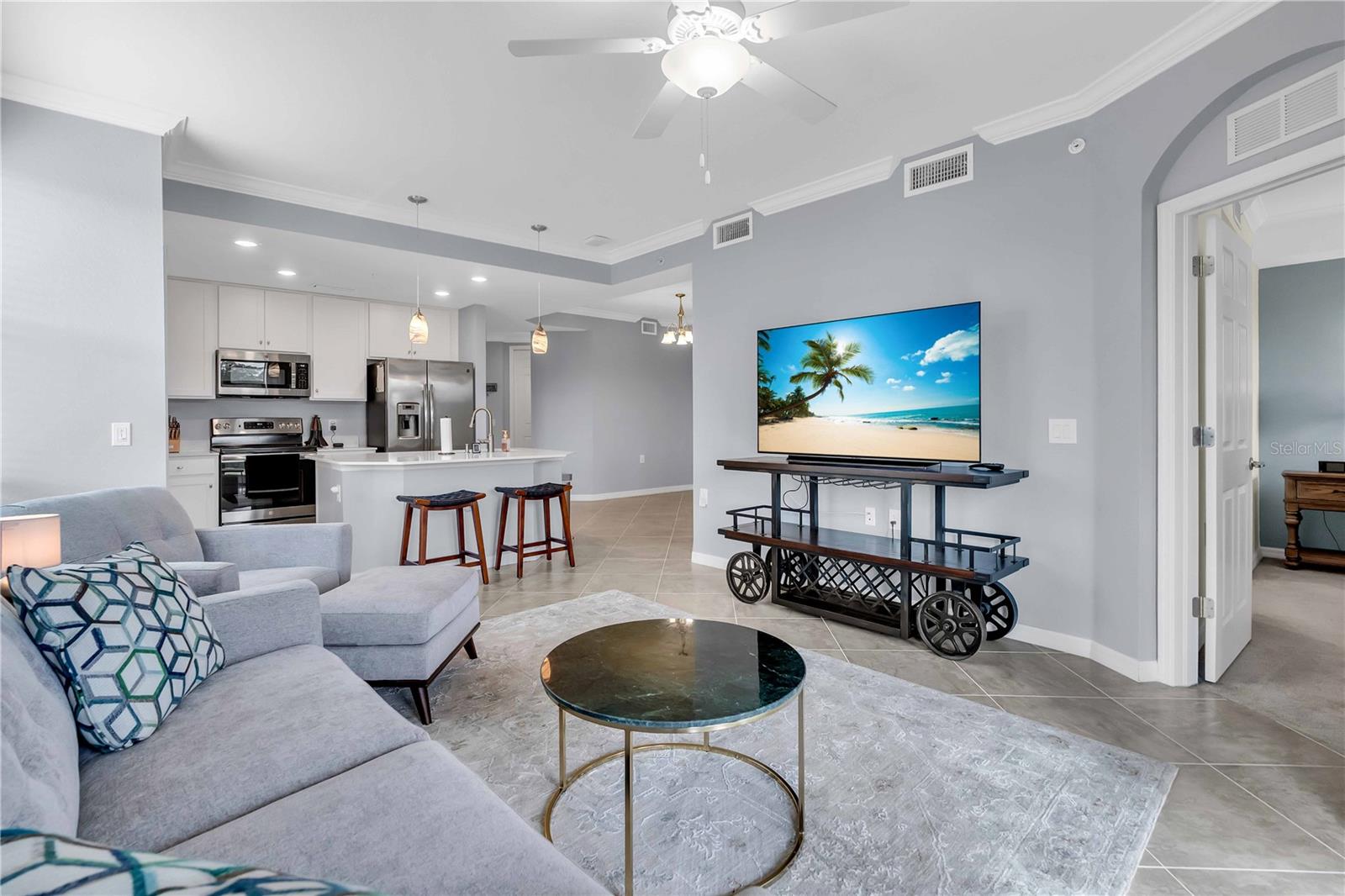 TERRACE IV AT LAKEWOOD NATIONAL PH II - Residential Lease