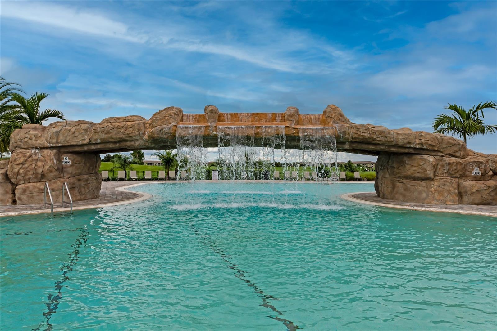 TERRACE IV AT LAKEWOOD NATIONAL PH II - Residential Lease