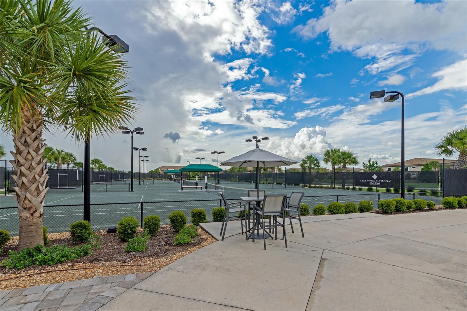 TERRACE IV AT LAKEWOOD NATIONAL PH II - Residential Lease