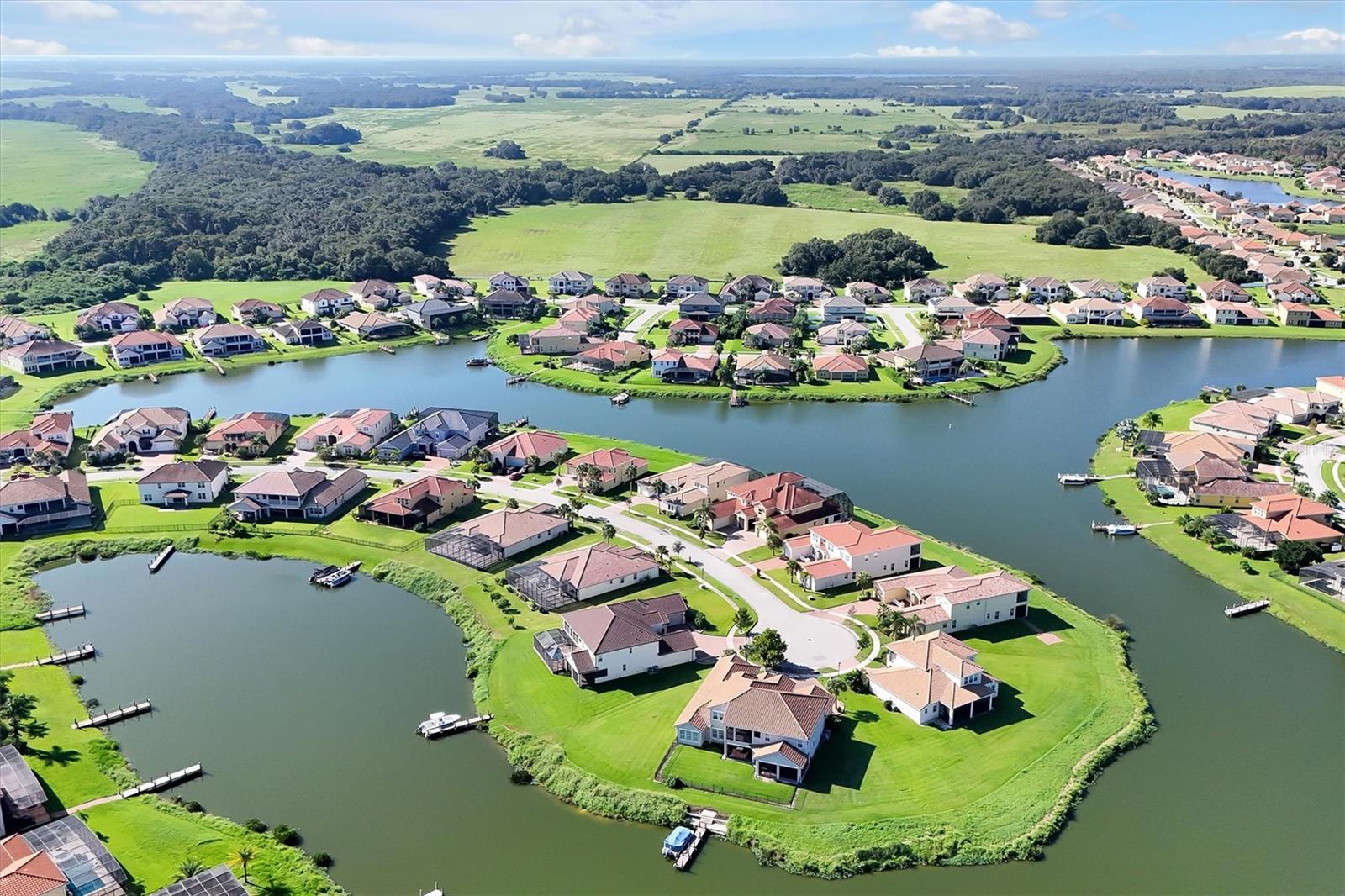 BELLALAGO PH 6H & 6I - Residential