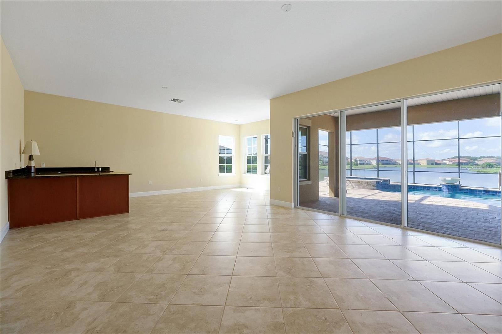 BELLALAGO PH 6H & 6I - Residential