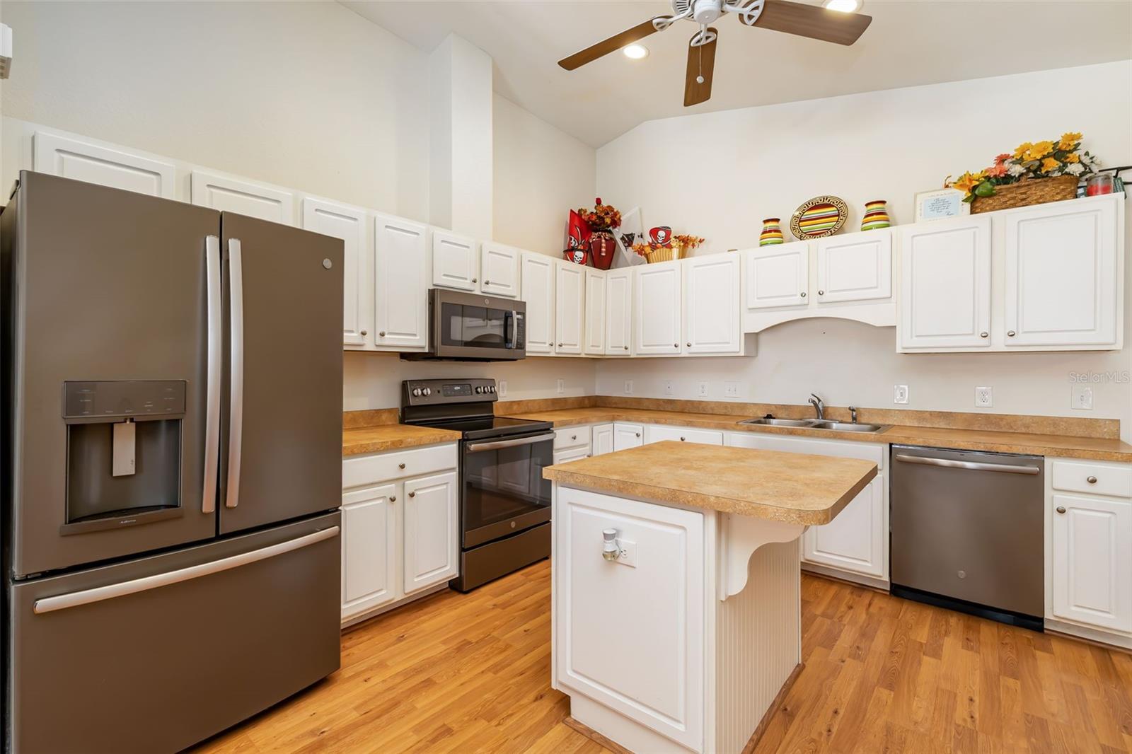 FORKED CREEK A CONDOMINIUM - Residential