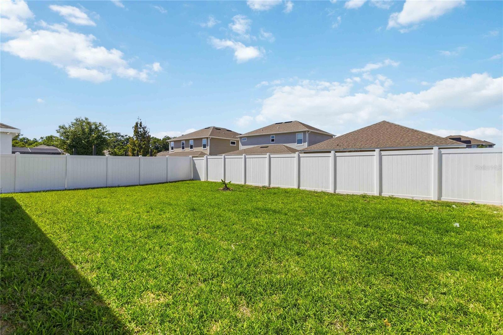 REDBRIDGE SQUARE - Residential