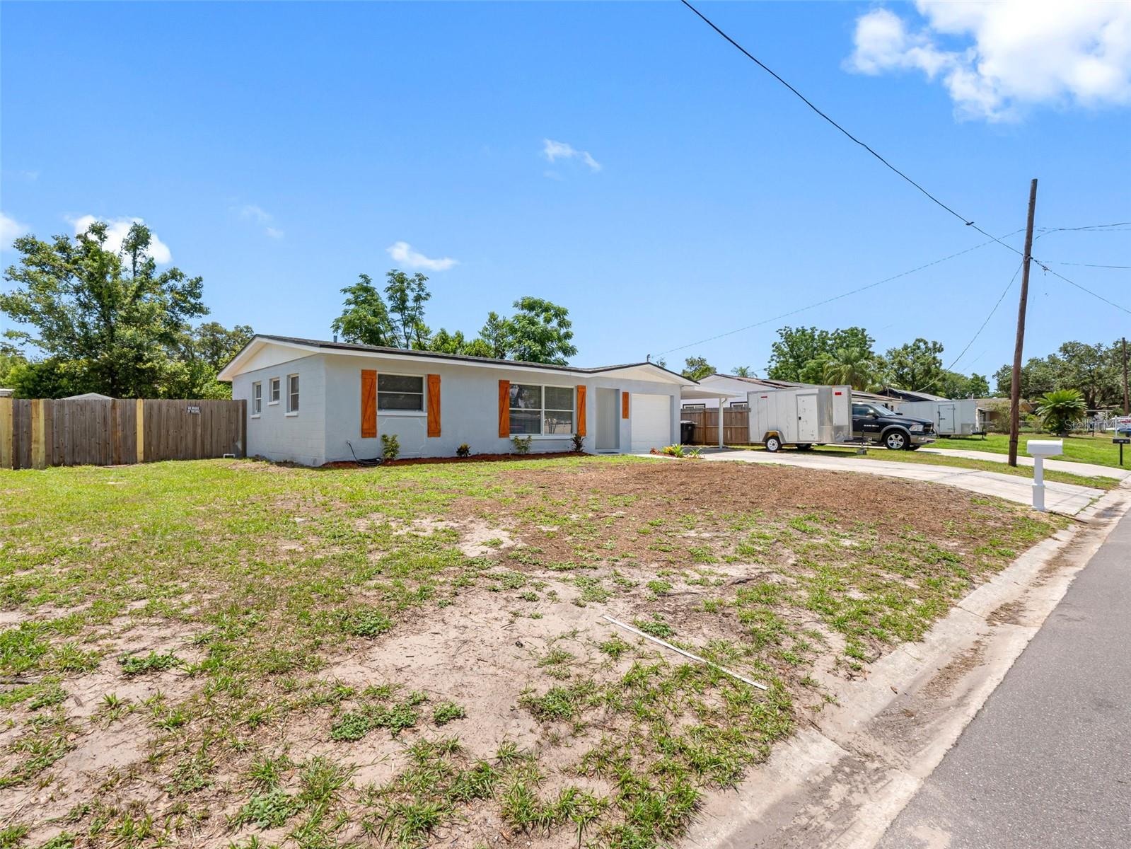 1213 W CAMELLIA DRIVE