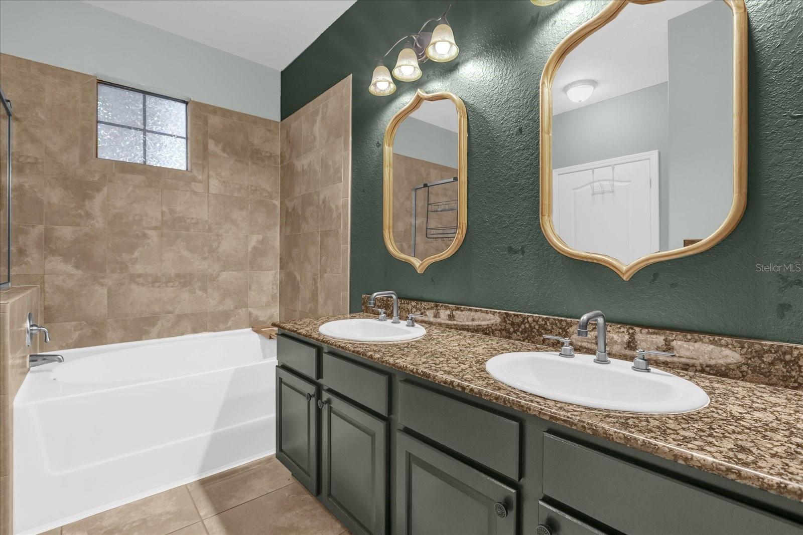 BELLA PIAZZA - Residential