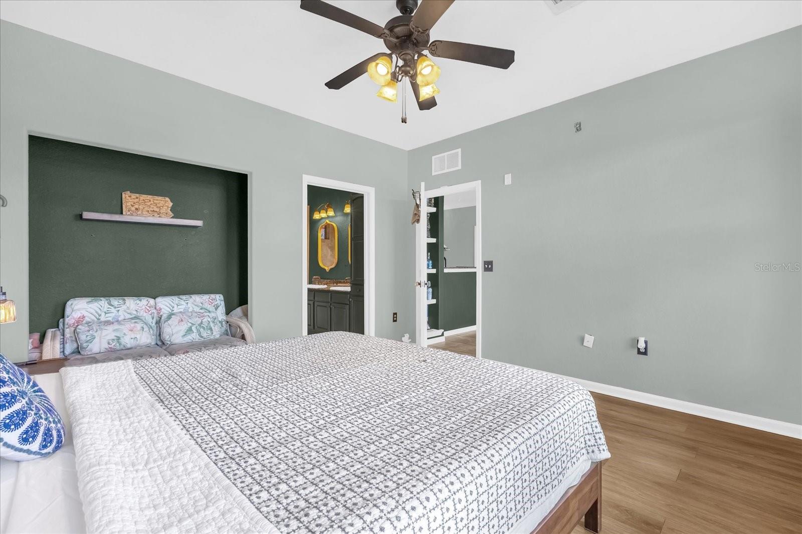 BELLA PIAZZA - Residential