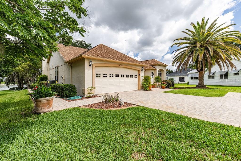 1013 LA MESA LANE