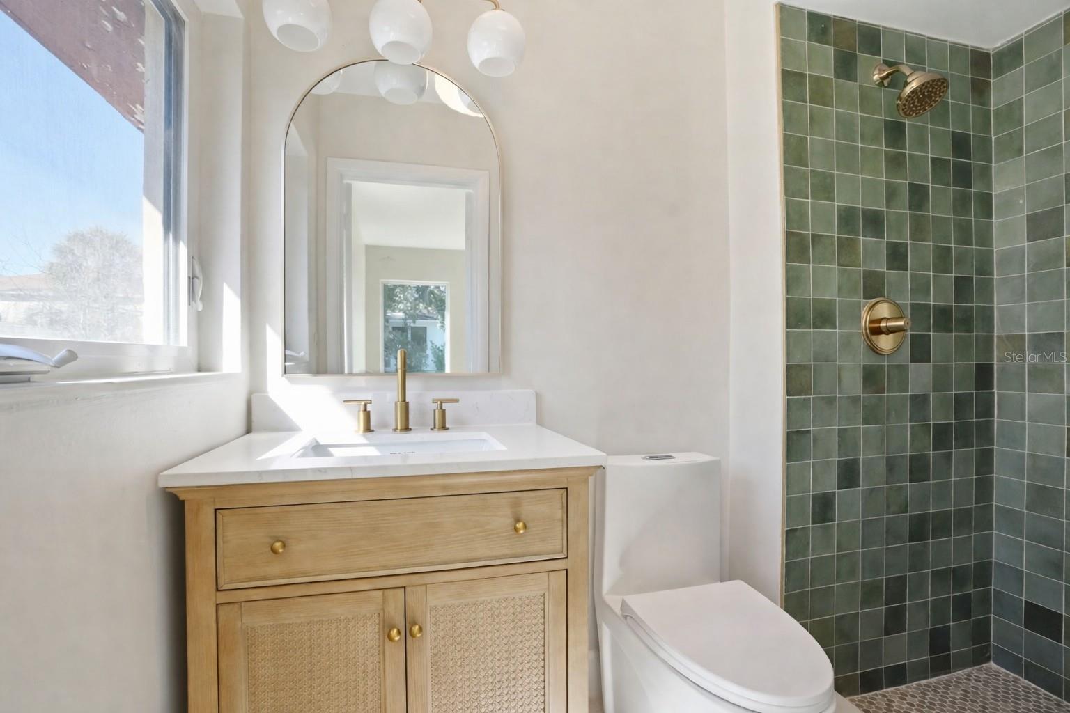 ORANGE GROVE PARK - Residential Lease