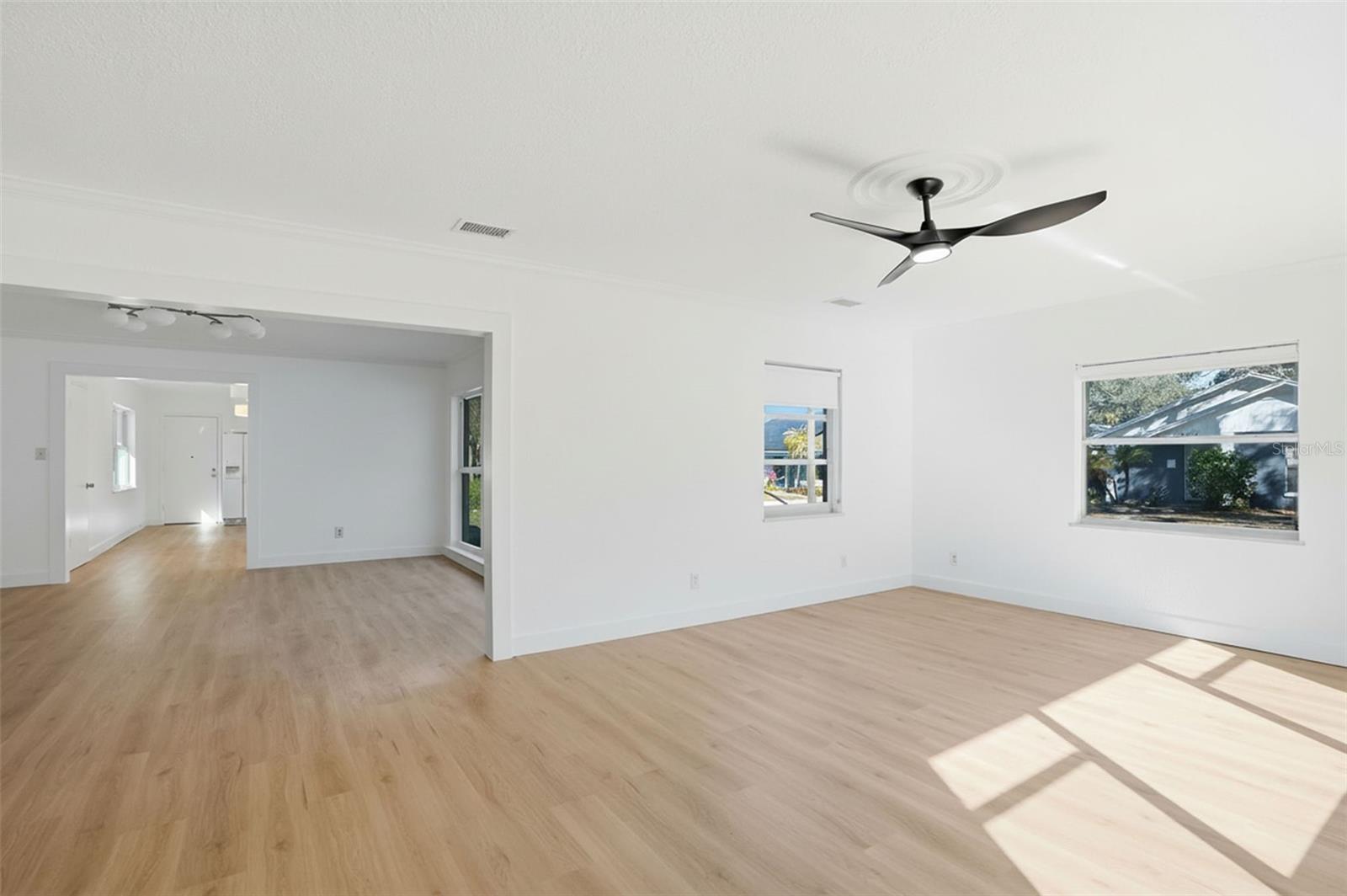 ORANGE GROVE PARK - Residential Lease