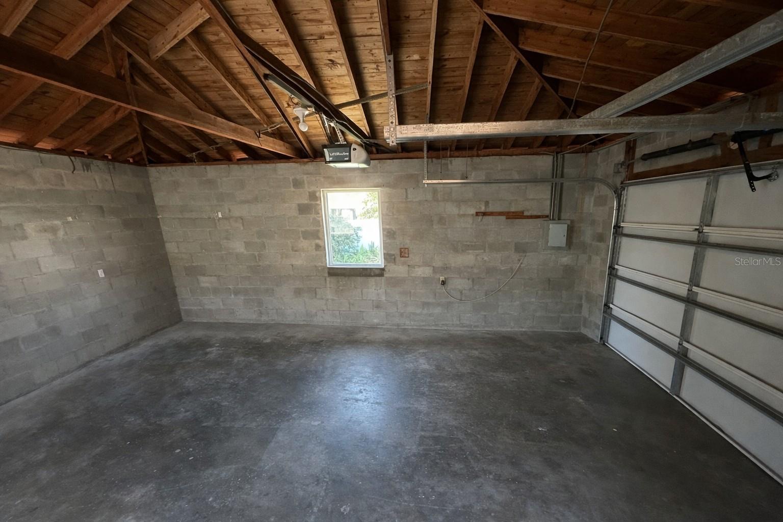 ORANGE GROVE PARK - Residential Lease