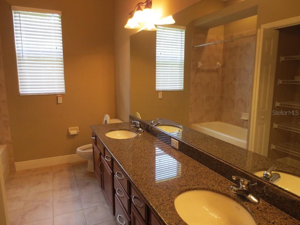 DARBY LAKE - Residential Lease