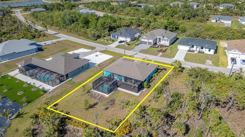 A home in PORT CHARLOTTE