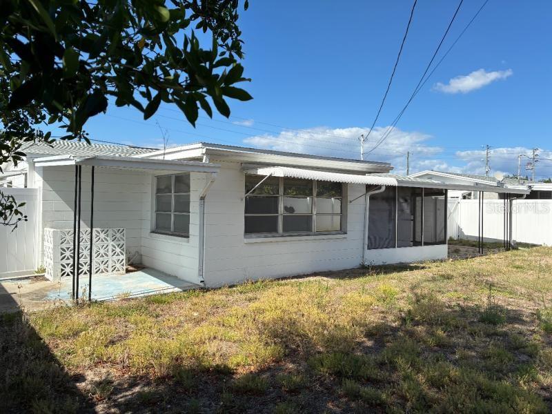 CREST RIDGE GARDENS - Residential
