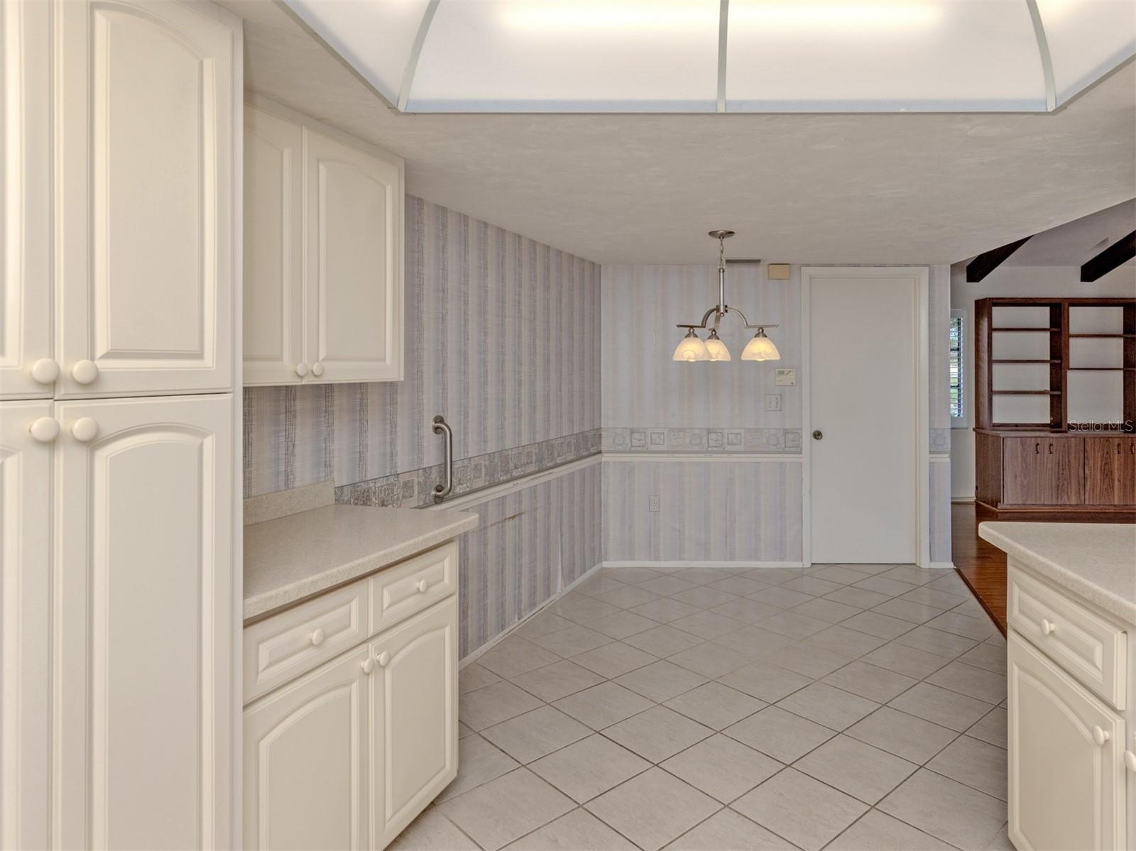 VENICE GARDENS - Residential