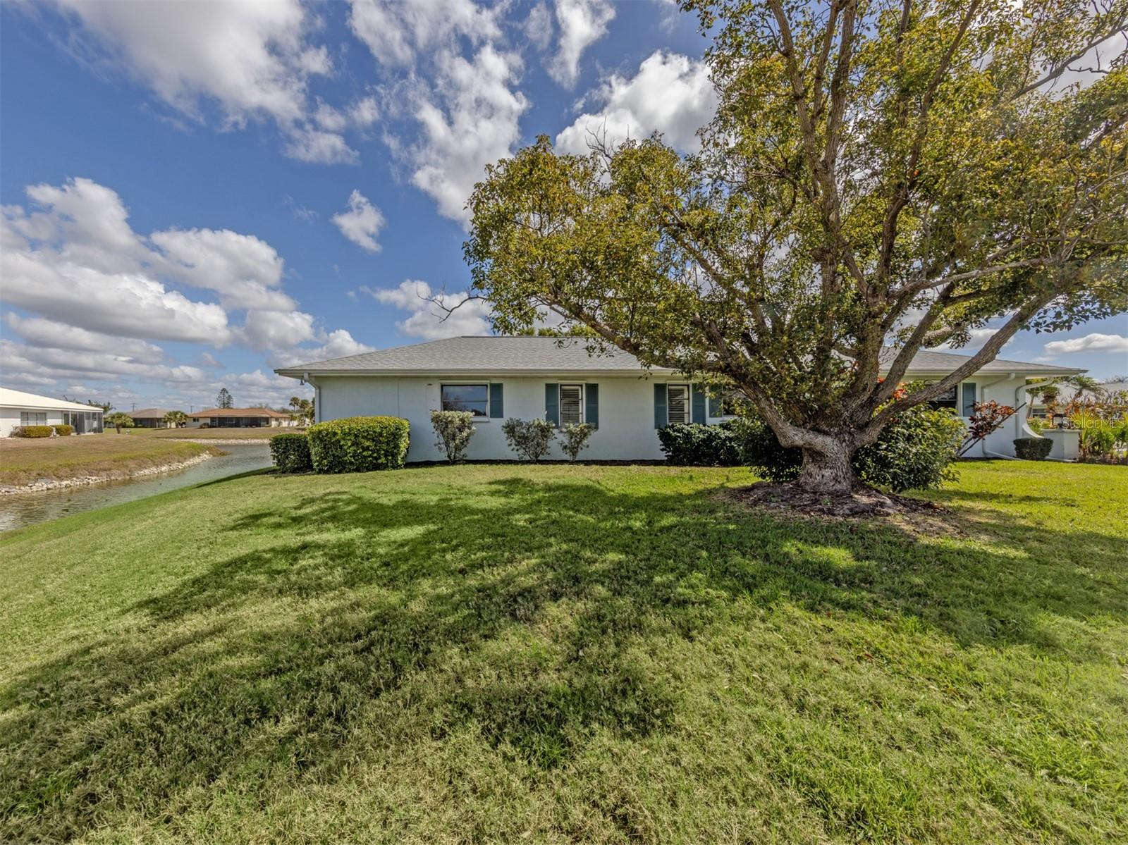 VENICE GARDENS - Residential