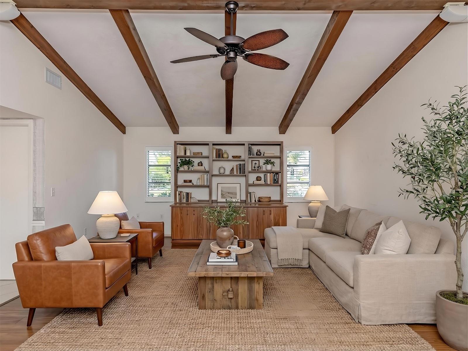 VENICE GARDENS - Residential