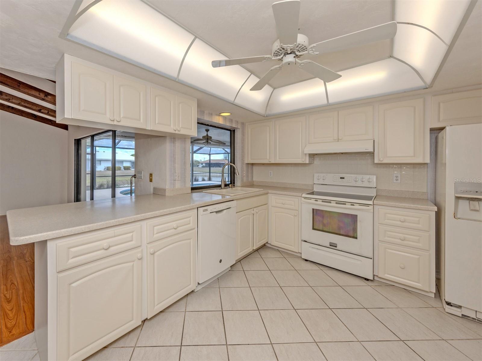 VENICE GARDENS - Residential