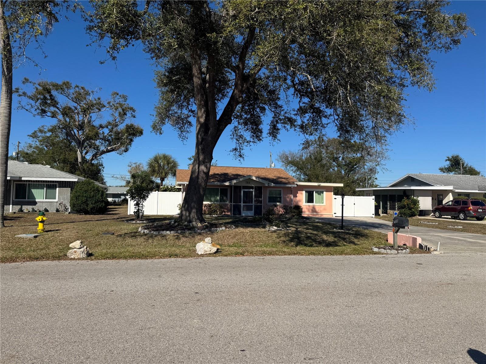 NORTH EDGEWOOD SEC OF VENICE - Residential