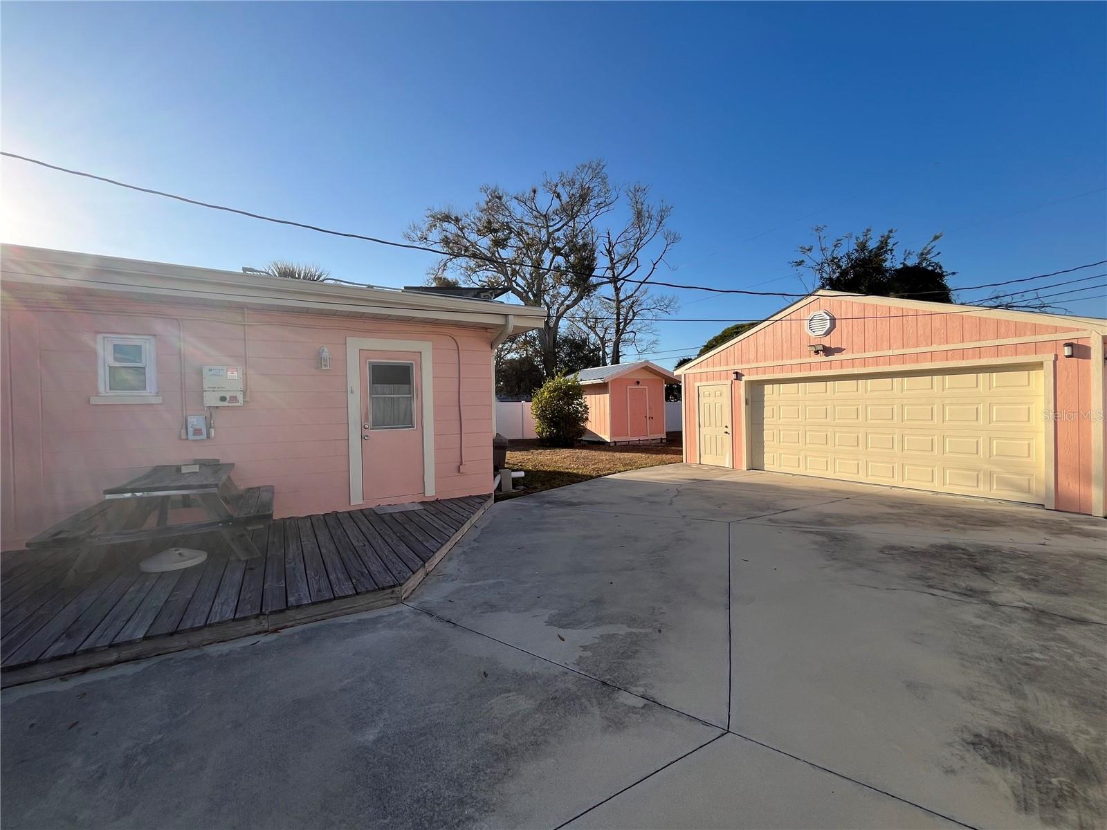 NORTH EDGEWOOD SEC OF VENICE - Residential