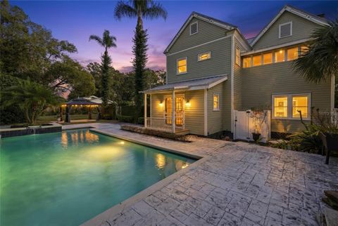 Tiny photo for 835 SE 3rd Street, Ocala, FL 34471 (MLS # OM716516)