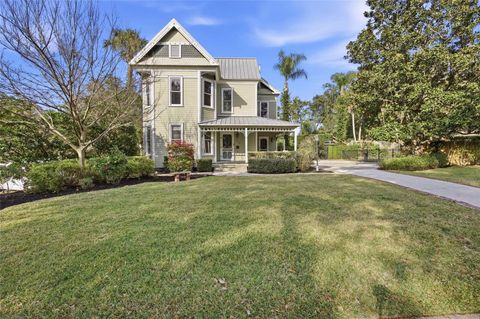 Tiny photo for 835 SE 3rd Street, Ocala, FL 34471 (MLS # OM716516)