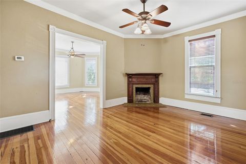 Tiny photo for 835 SE 3rd Street, Ocala, FL 34471 (MLS # OM716516)