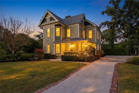 Photo of 835 SE 3rd Street, Ocala, FL 34471 (MLS # OM716516)