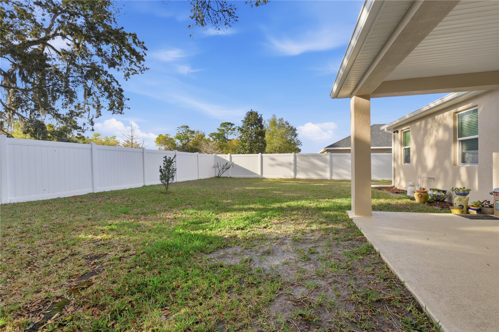 ALEXANDRIA POINTE - Residential