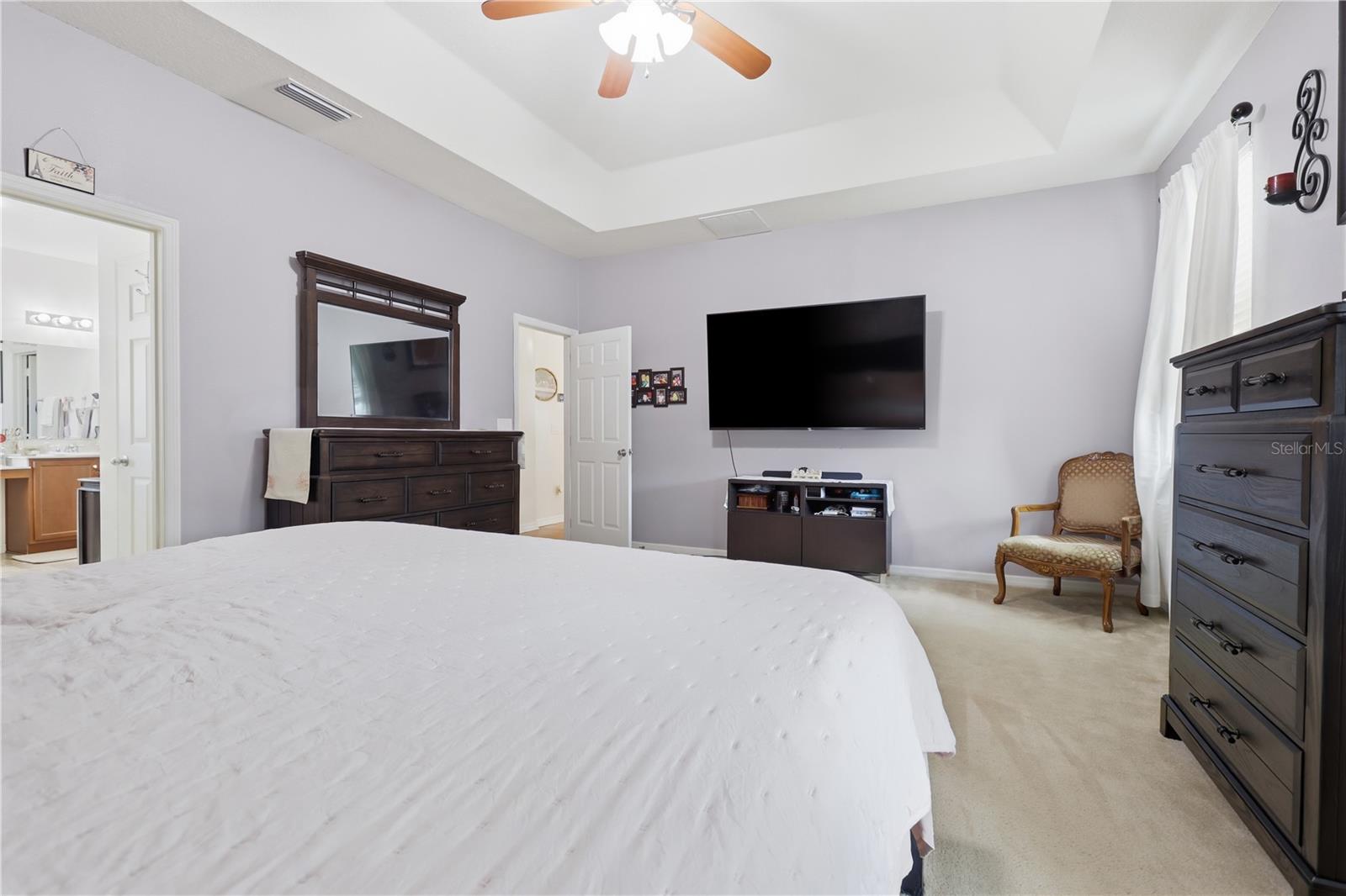 ALEXANDRIA POINTE - Residential