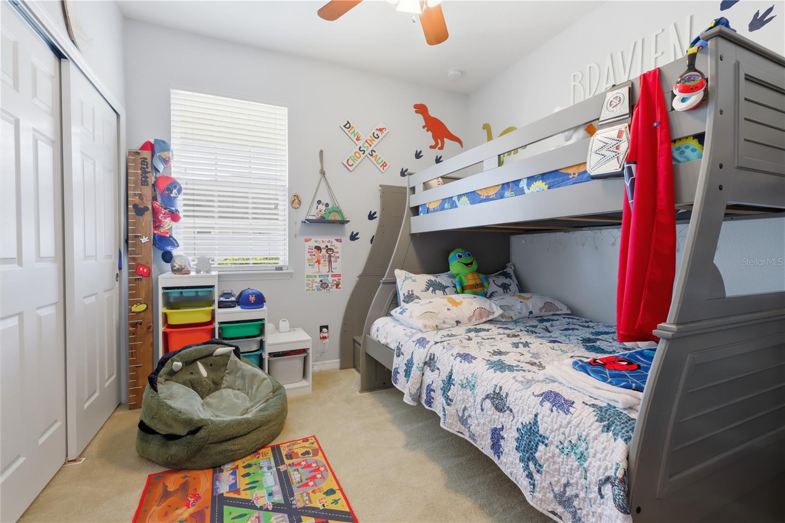 ALEXANDRIA POINTE - Residential