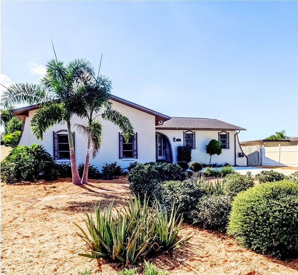 Photo of 212 Westwinds Drive, Palm Harbor, FL 34683 (MLS # TB8449728)