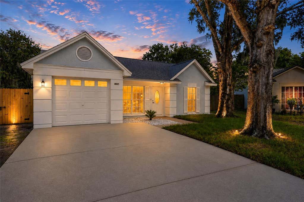 Photo of 4637 Cabbage Palm Drive, Valrico, FL 33596 (MLS # TB8536394)