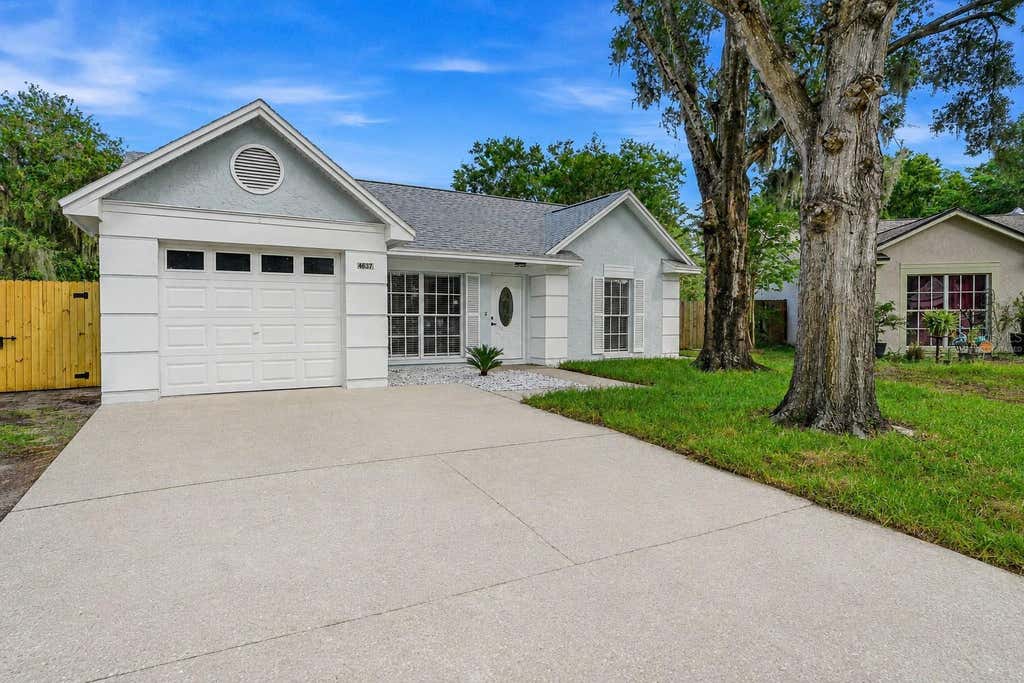 Photo of 4637 Cabbage Palm Drive, Valrico, FL 33596 (MLS # TB8536394)