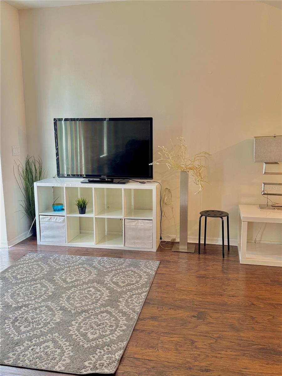 FIESTA KEY - Residential