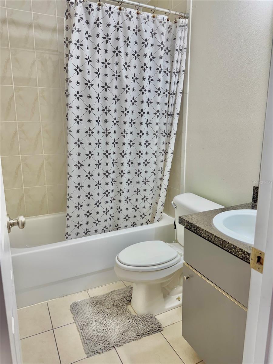 FIESTA KEY - Residential