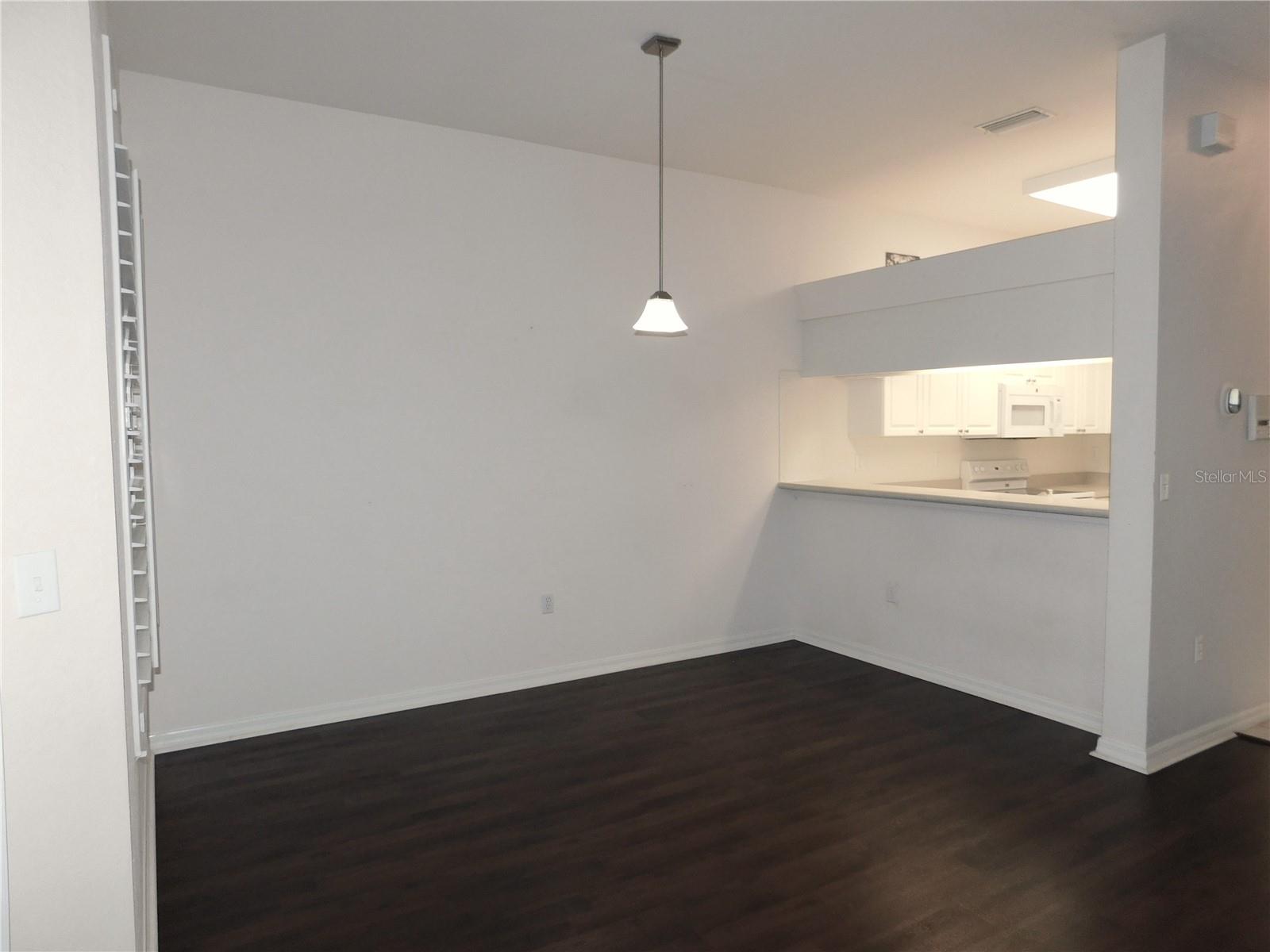ASHLEY DOWNS - Residential Lease